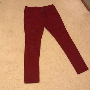 Red skinny pants